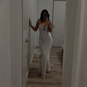 Dynamite - RSVP Maxi cut out satin dress on the colour Silver